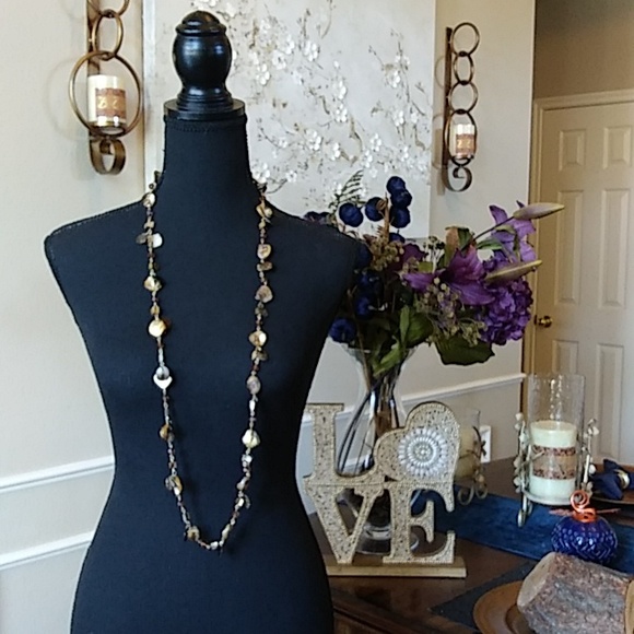 Sea Shell Embellished Bronze And Tan Stament Necklace - Picture 15 of 17